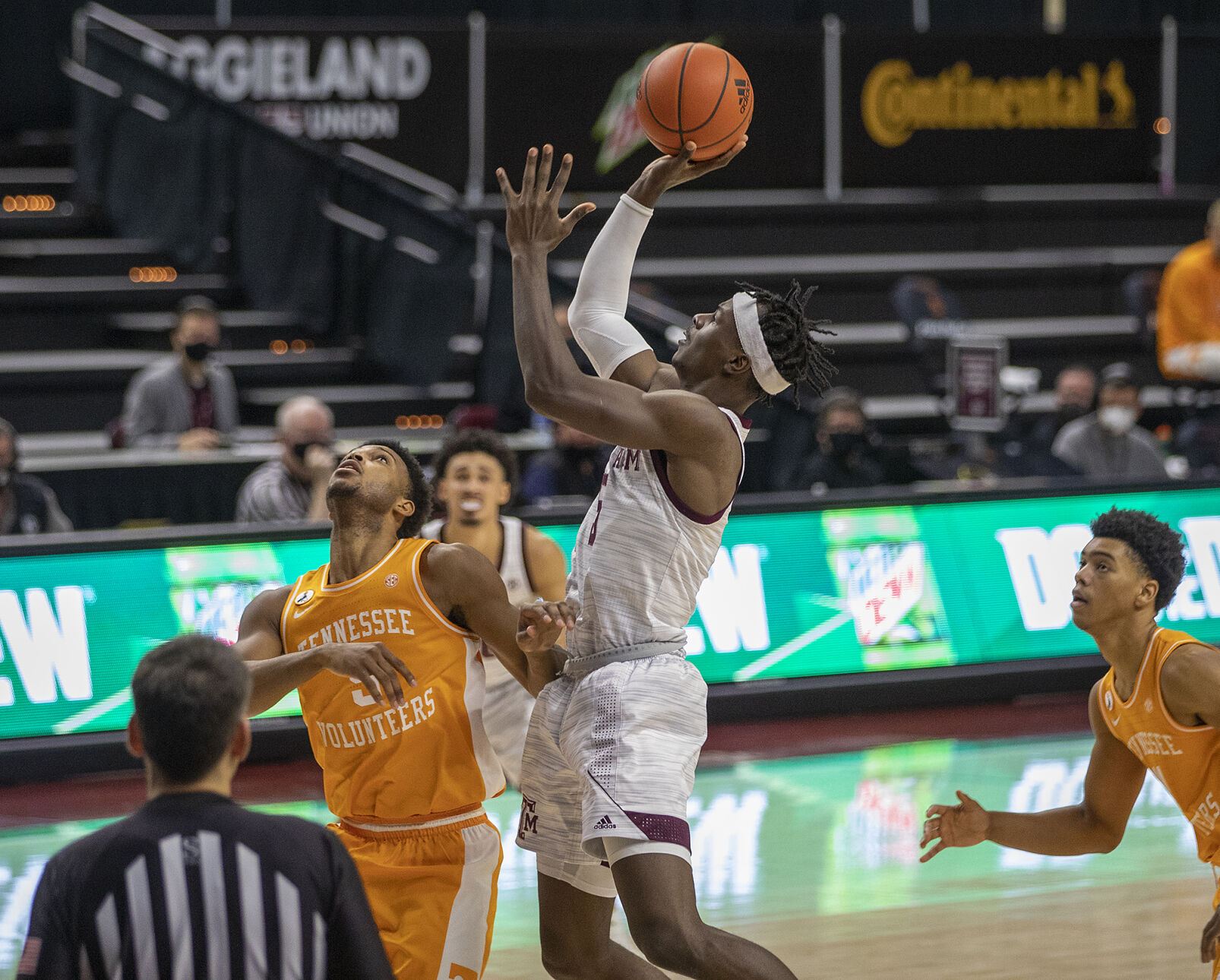 Texas A&M v Tennessee